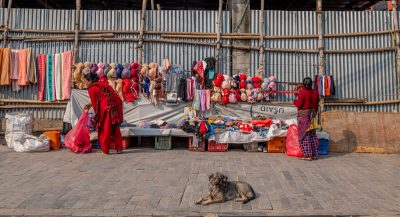 Straatfotografie Kathmandu verkoop bh's